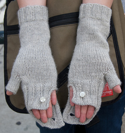 Commuter fingerless mittens