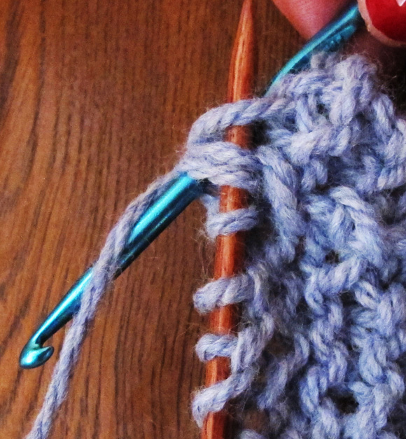 Madeira Mantilla (Ethnic Knitting Adventures): Knitty Spring+Summer 2012